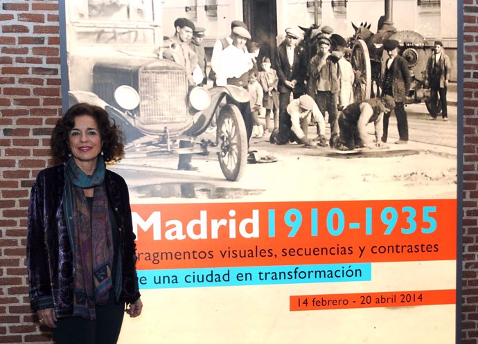 Botella inaugura la exposición sobre Madrid        