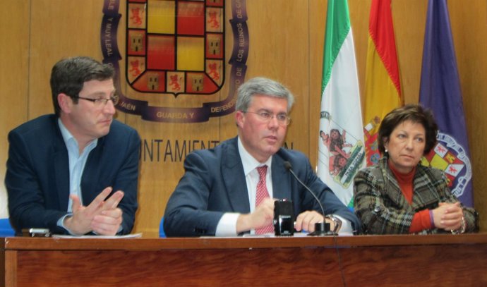 Miguel Contreras, José Enrique Fernández de Moya y Cristina Nestares