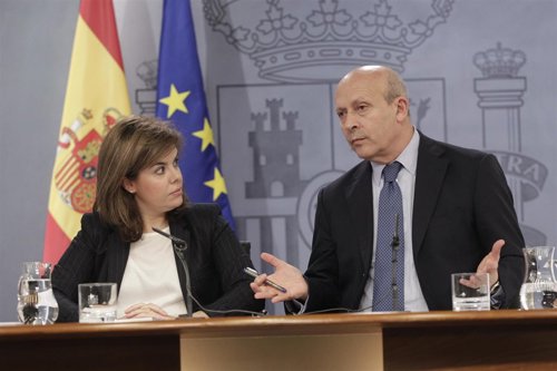 Soraya Saez de Santamaría y José Ignacio Wert
