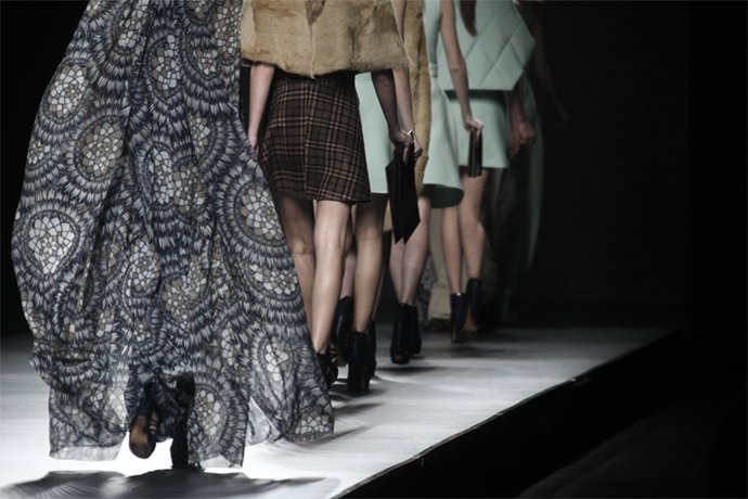 Otoño verde menta y azul marino Devota y Lomba 