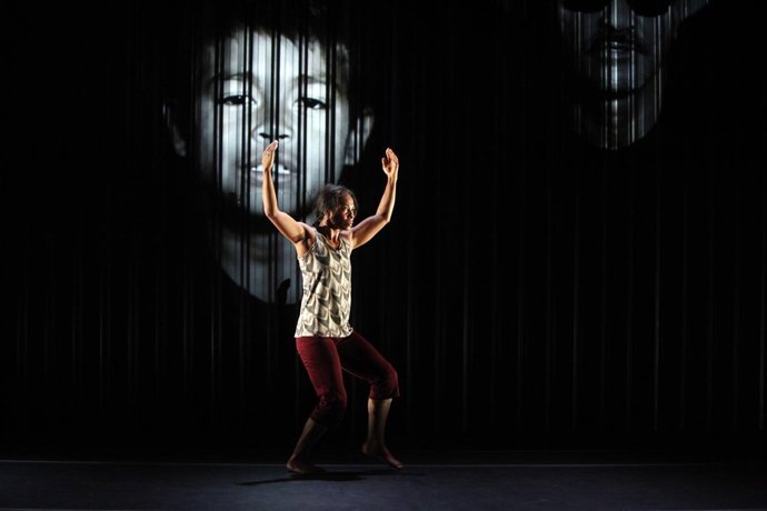 El espectáculo gudirr gudirr en el Teatro Central