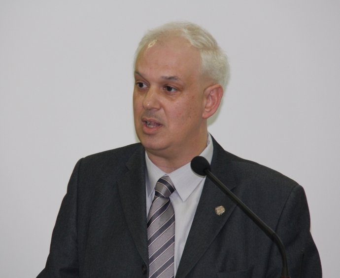 Robert Fauria (CDC)