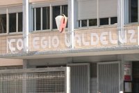 La asociación de padres del Colegio Valdeluz solicita "información oficial" a la Delegación del Gobierno y a la Policía