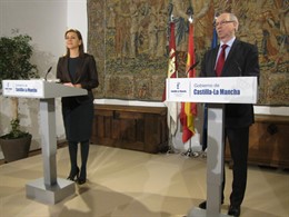 Cospedal y Comisario europeo