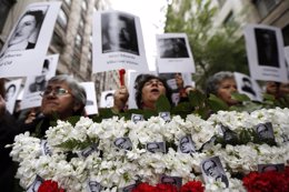 Protestas de familiares  torturados por la dictadura de Pinochet
