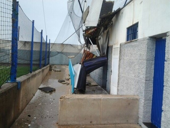 Caída de paneles solares