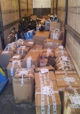 Prendas incautadas por policía y guardia civil en mercadillo marcas falsificadas