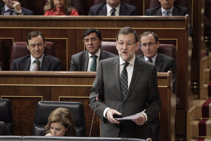 Rajoy hablando en el Pleno del Congreso