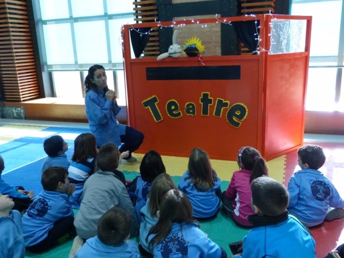 Endesa Educa estrena un cuento con marionetas para niños de Educación Infantil