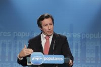 El PP pide a Mas que se dedique a gobernar y no a la independencia, que "solo puede traer perjuicio" a los catalanes