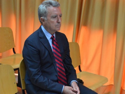 Ortega Cano vende su finca Yerbabuena a una ganadera peruana 