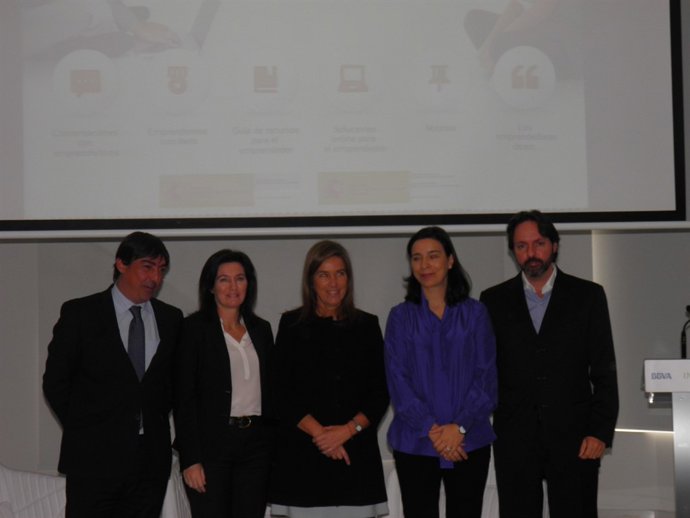 La ministra Mato durante la presentación de la app Emprendemos   