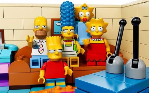 La fiebre LEGO llega a Springfield.