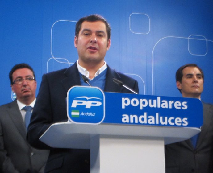 Juan Manuel Moreno Bonilla en su primera rueda de prensa como candidato del pp-A