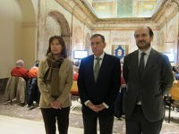 Mateos propone un plan similar al MIR para contribuir a la formación de los docentes