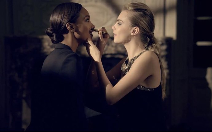 Cara Delevigne y Jourdan Dunn: el dúo de moda 