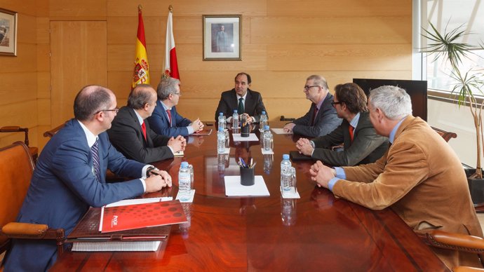 Reunión de Ignacio Diego con miembros de CECAN