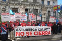 CCOO rechaza la oferta de Coca-Cola Iberian Partners porque mantiene el cierre de las cuatro plantas