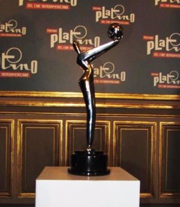Galardón de los Premios Platino diseñados por Javier Mariscal