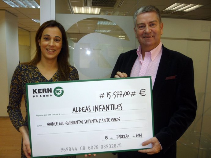 Cristina Rodíguez (Kern Pharma) y Luis Alberto Ramasco (AI SOS)