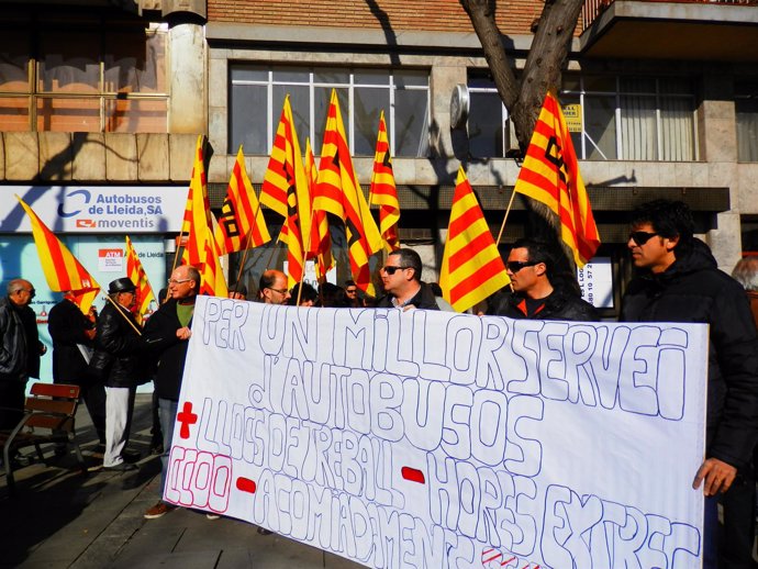 Manifestación de trabajadores de Autobusos de Lleida