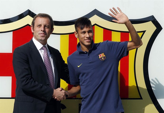 Neymar y Rosell en la presentación del brasileño
