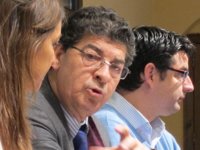 Valderas afirma, ante un supuesto adelanto electoral en Andalucía, que su Gobierno tiene vocación de "estabilidad"