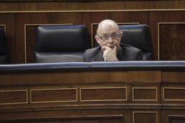 El ministro de Hacienda, Cristóbal Montoro,