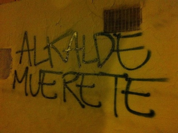 Pintada contra el alcalde de Alcorcón