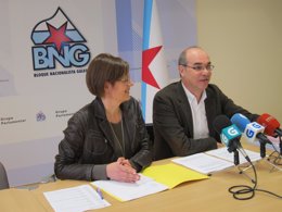 La diputada Carme Adán y el portavoz parlamentario del BNG, Francisco Jorquera