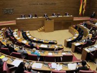 El PP rechaza que se repruebe a los consellers que faltan dos o más veces a las Corts