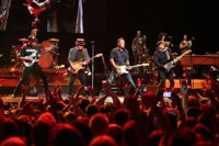 Springsteen versiona a INXS