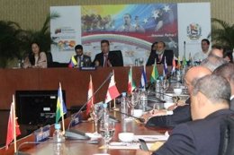 El ministro de Exteriores de Venezuela, Elías Jaua, en una reunión de la CELAC