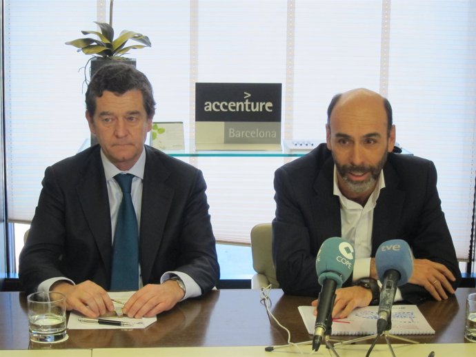 M.Armero (Anfac) y J.L.Sancho (Accenture)