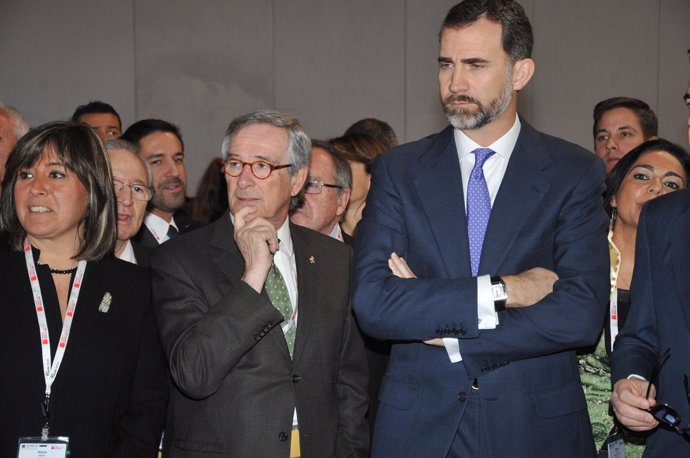 Alcaldes N.Marín y X.Trias,M.Valls (Cámara Barcelona), Don Felipe en el MWC 2013