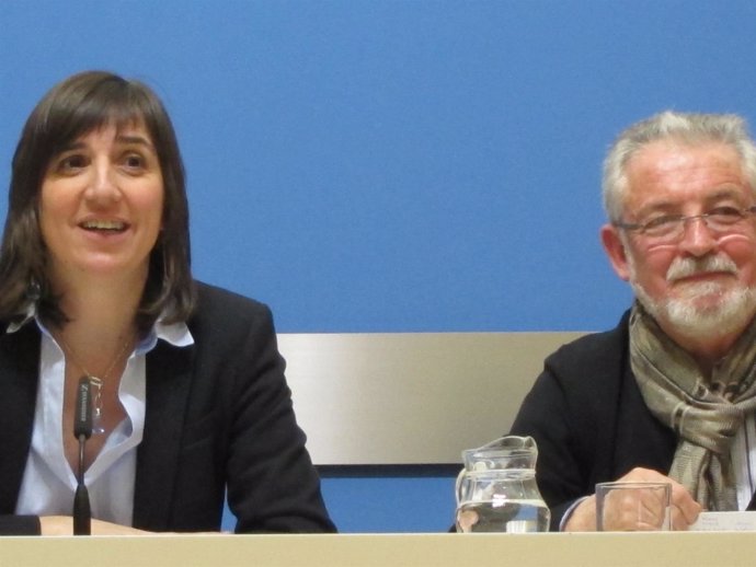 La concejal Lola Ranera y el director de Centros Cívicos, Ramón Antolín
