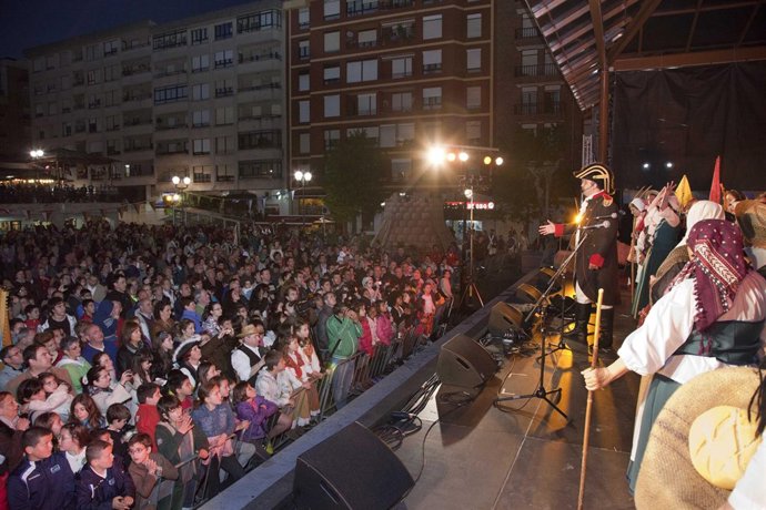 Actos del Dos de Mayo en Camargo