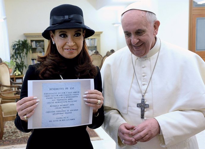 La presidenta argentina visitó al Papa en el Vaticano en 2013.