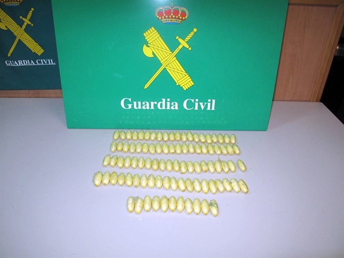 Cocaína intervenida a un mulero en el Aeropuerto de Barcelona