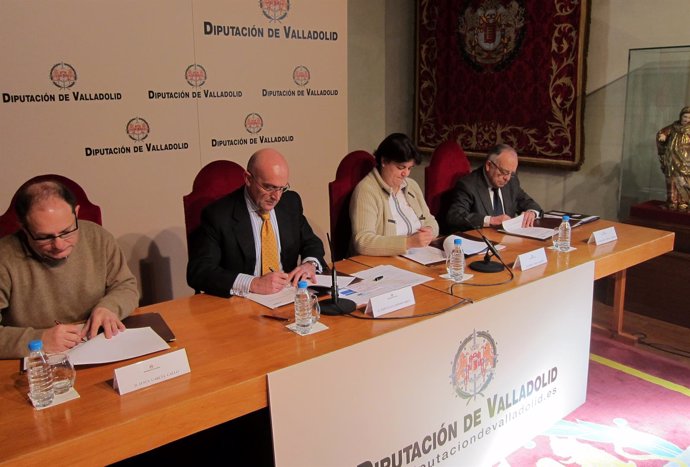 Firma II convenio de colaboración entre Diputación y entidades sociales