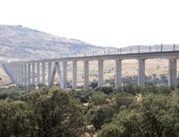 Línea AVE Madrid-Valladolid, viaducto