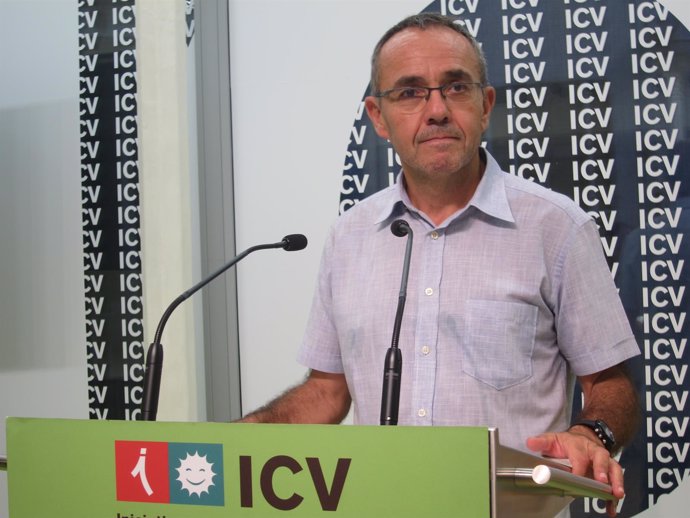 El portavoz de ICV en el Congreso, Joan Coscubiela