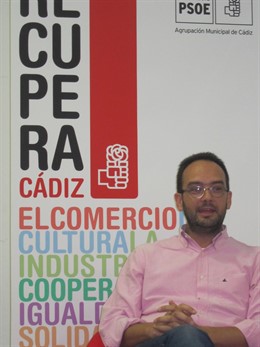 Antonio Hernando, en el transcurso del coloquio