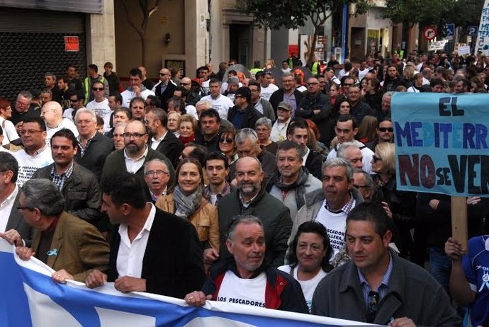 Manifestación contra las prospecciones petrolíferas en Castellón