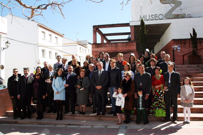 Foto de familia de los premiados