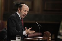 Rubalcaba insistirá en que la situación del país ha "empeorado" y hace falta un "cambio de rumbo"