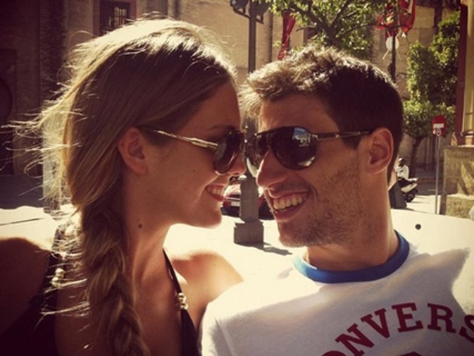 MARÍA IMIZCOZ BUSCA PARJE EN TINDER, TRAS SU SEPRACIÓN DE JAVI MARTINEZ