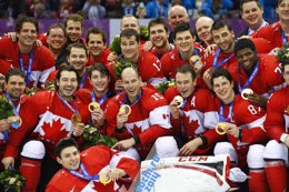 Canadá campeón olímpico hockey hielo Suecia Sochi