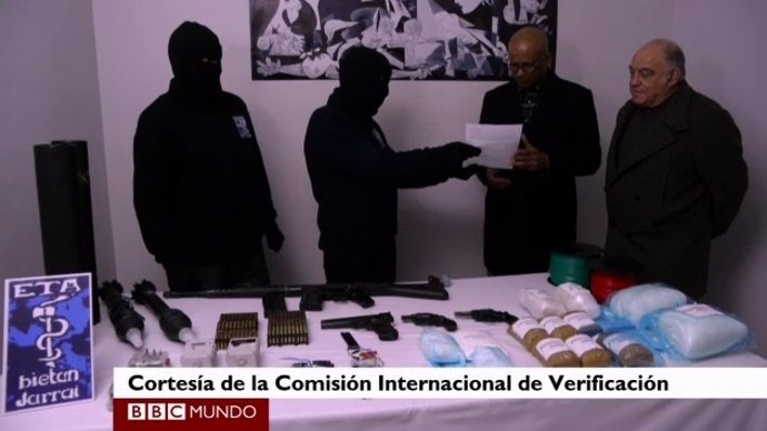 Verificadores de ETA dicen que ETA ha sellado armas y explosivos (Archivo)