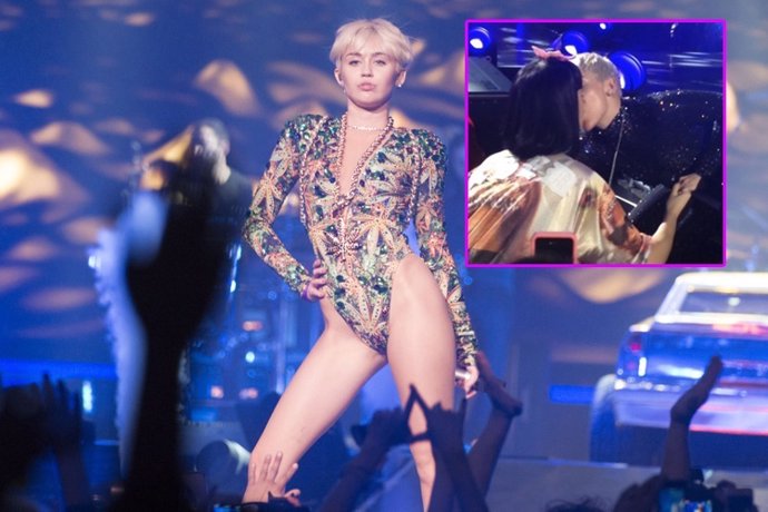 VANCOUVER, BC - FEBRUARY 14:  American singer Miley Cyrus opens her "Bangerz Tou